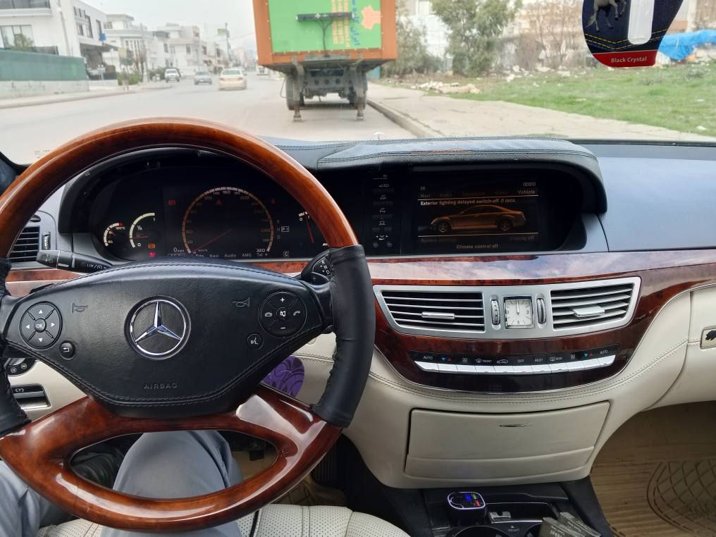 سلام علیکم مارسیدس 2008 S amg براوە براوە فول فول مواسەفاتە هەمووگیانی بەشەرت گیر و مەکینەی بەشەرت مەکینە S550 60 گەلا و مەعامەلەیەکی کەم *********** السليمانية, العراق
