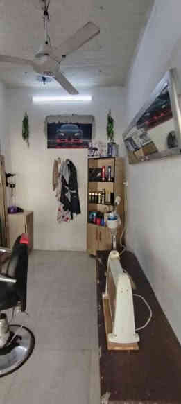 السلام عليكم 
عندي غراض مال حلاقة للبيع  الموصل حي الانتصار بلاسعار مناسبه اتصل على الارقام 
***********
***********
