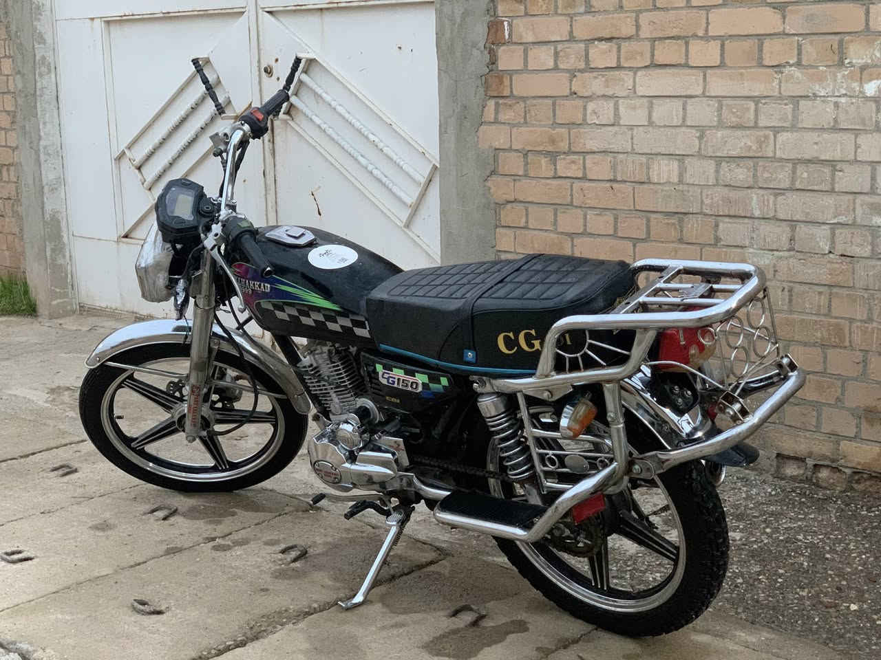 مأطور ايرني خمس كير نظيف للبيع موديل ٢٠١٩
السعر ٤٥٠


**إذا كنت صاحب هذا الإعلان وتريد حذفه لأي سبب، رجاءا أرسل رسالة إلى الدعم الفني**