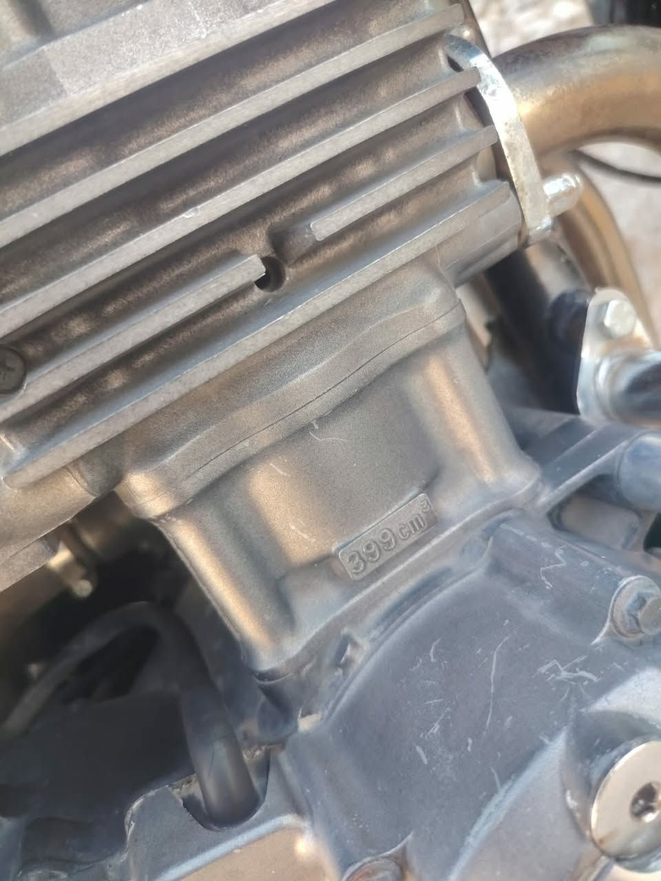 سلام عليكم سبي4 للبيع
جيل اول 16 ولف 
كفاله عامه مابيه أي نقص كلشي مذب عليه كفاله من التاير لتاير 
ترايك وين متريد 
نكره بكل وقت مكينه ناعمه مكفوله من الشخط  
دراجه عل بلاد كله بلاديه أوراق جاهزه  وكامله بس ترقم 
عنوان : ديالى : اطراف بغداد ( جديده الشط ) 
رقم : *********** بي واتساب 
شباب المو شراي لايتعبنه فدوه لان دراجه شكله يحجي اتصل وبيك خير ودلل
