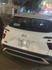 ورحمة اللة وبركاته هونداي كريتا موديل 2024 سيارة بعدة زيرو ماشيةً8000م...