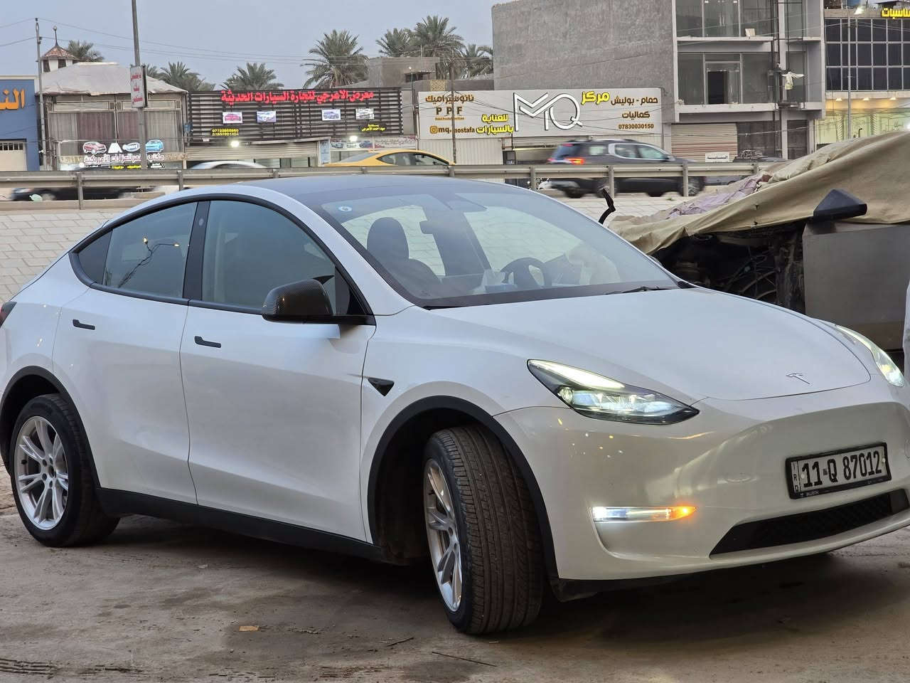 تيسلا 2023 مودل Y
دبل ماطور لونگ رينج 
السعر 195$
***********
