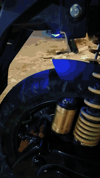 السلام عليكم دراجة للبيع اباتشي جبلية سرعة 100 موديل حديث رزنة وسريعة وعملية بريكات هيدروليك دروع امامية وخلفية حماية سويج وبصمة تشغيل من بعيد وكارت NFC لايت قوي زنون هورن قوي بيهة مانع تزحلق يفيد بل مطر اربع نمر نضام بارك وR ونضام صعود منحدر TCS وبخصوص البطاريات بيهة6 بطاريات السعر مليون و100وبيهة مجال للتواصل *********** العنوان بغداد الغزالية
