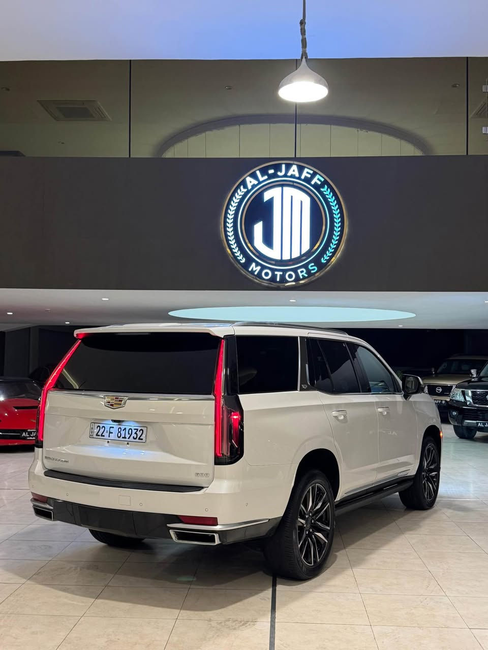 السلام عليكم

للبيع فقط  

 كاديلاك  اسكاليد موديل 2022  ماشية 35 الف

🚨مكفولة كفالة عامة من النقطة هم حتى الدعاميات بشرط

فول مواصفات اسبريسو  سقف شاموا ومساج و36 سماعة بصمات وصندوك كهرباء فتحه بانوراما شاشات خلفيه دوسه كهرباء ٥ كاميرات حساسات ٣٦٠ درجه ابواب شفط

كشنات جلد و كهرباء وخزن وتدفئة وتبريد ومساج كيج الكتروني وناظور ليلي جكات تصعد وتنزل سماعات ونظام صوت هوايه بيها مواصفات بعد 

گير ومكينه وخللات بشرط

🚨بصمتين شركة وياها

السيارة مرقمة اربيل الجديد وجاهزة

السعر : 625 $ورقة

للاستفسار: *********** كاوه جمال 

او واتساب نفس الرقم

العنوان : السليمانية المعارض الجديده شركه (الجاف موتورز)

معرض رقم 28 السليمانية, العراق
