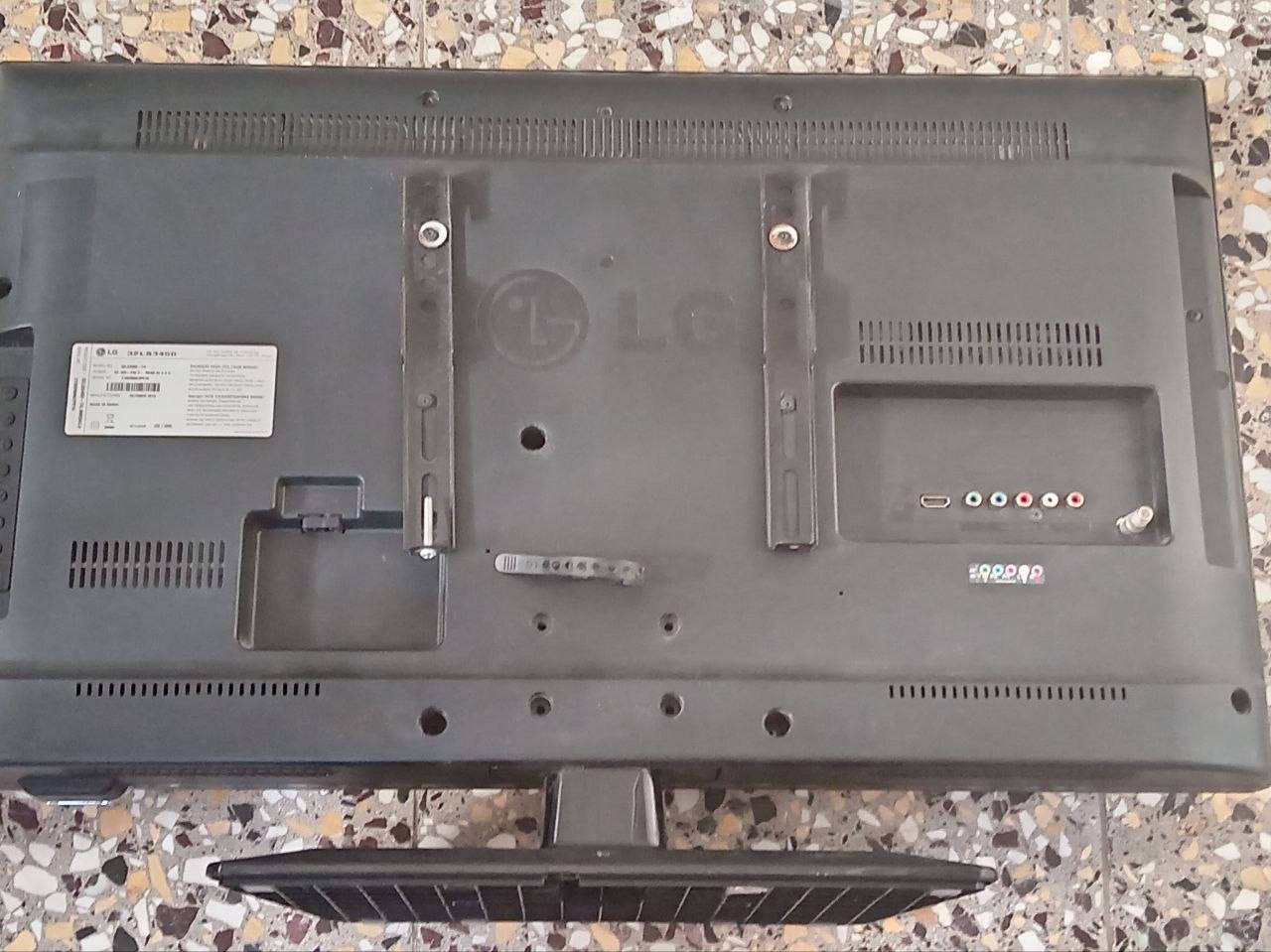 شاشه LG حجم 32 للبيع
الشاشه نضيفه وما مستعملها هواي چنت ضامها ونضافتها گدامكم واللوانها حلوه
السعر 80 وبيها مجال
مكاني بغداد / البياع


**إذا كنت صاحب هذا الإعلان وتريد حذفه لأي سبب، رجاءا أرسل رسالة إلى الدعم الفني**