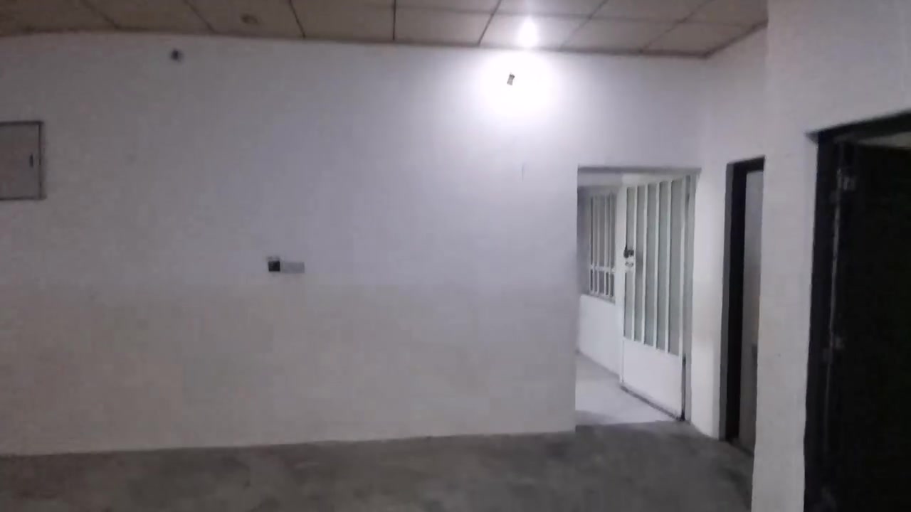 تولفروش خلف جامع الرحمن
بيت ركن ١٨٠. متر
غرف ٣
صالة. مطبخ حار وبارد
صحيات
كراج سيارة
سعر ٢٥٠ الف
رحمة الوالدي اني مكلف بنشر المايعجبة السعر ليخابرني
***********
