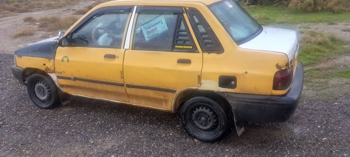 السلام عليكم سايبة للبيع موديل الفين وعشرة كير ومكينة وكسن جدد سعر 11ورقة
***********
