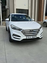 توكسن 2018 امريكي محرك 20 gdi  صبغ بوند سيارة جاهزة ونظيفة كلها شرط رق...