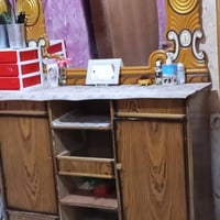 غرفة أخشاب • نظيفه • النجف