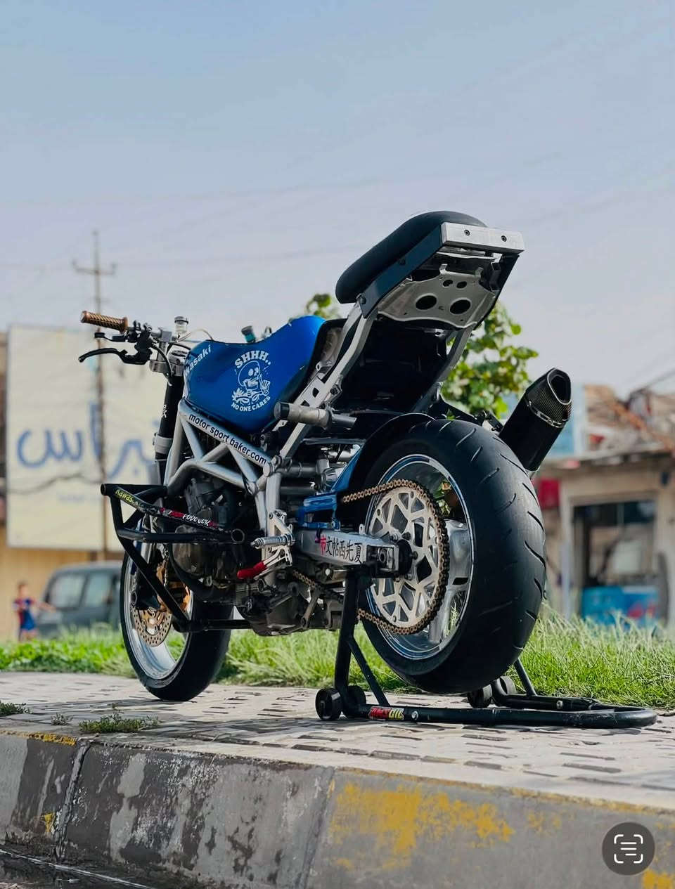 اوسكي 636 موديل 2004
شاصي بواري اصلي 
نكرة بكل وقت حماوة ماكو 
راديتر اصلي 
بكرة 65
صدر مال 2012
جاملغ مال 2012
دركة مال 2012
بريك بالايد 
عنبار برمبو 
فجوج ثنين خلفيات
مكاني كربلاء حي العامل 
 تفاصيل ***********
السعر 20 وبيهة مجال
