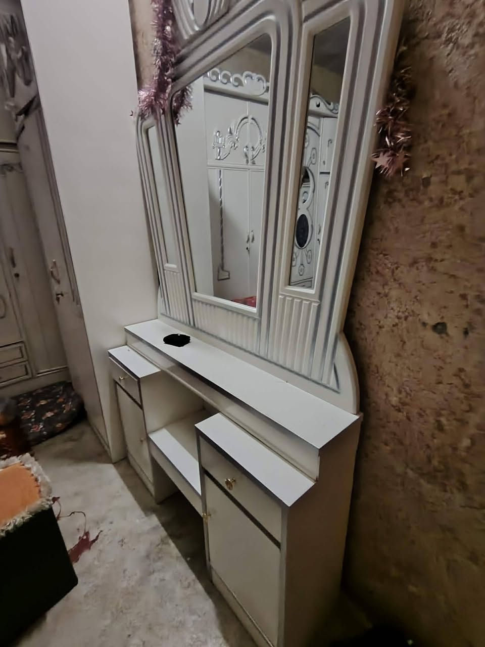 غرفة نوم عراقية خشب صاج عراقي اصلي مستخدمة اسبوعين فقط مابيها اي ضرر


**إذا كنت صاحب هذا الإعلان وتريد حذفه لأي سبب، رجاءا أرسل رسالة إلى الدعم الفني**