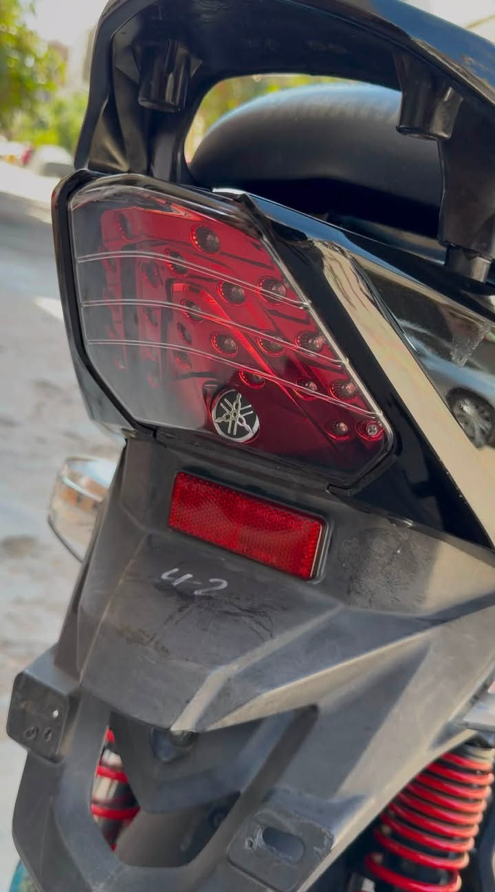 ثعلب GTR جديده وكاله

شاشه ٣الوان بكيلات لد احمر واقيه مشيفه ويكلب احمر

وكاله وختم واحد وكفاله عامه بعده بالزنجار الدراجه وكاله

بغداد الحريه 
السعر خاص
***********🌹

ملاحضه .ضمان بيه سنه إذا طلعت مفتوحه لو كفر تجاري ترجع
