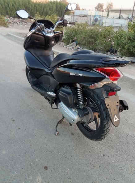 السلام عليكم
دراجه بسي سي اكس كامله مكمله الدراجه رمبه الجيل الاول حجم المكينة 125cc 
الدراجه ما مفتوحه 
العنوان بغداد فلكه حي النصر 
السعر .مليون وستميه وخمسين 1.650
***********
