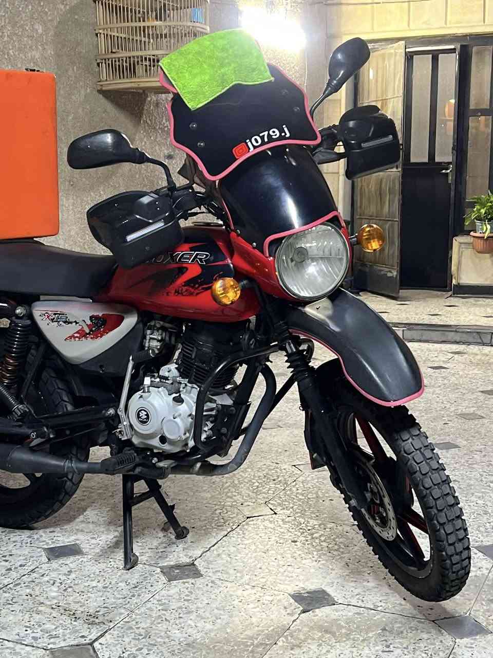 بوكسر جبلي موديل ٢٢ شكل ٢٣ دراجة نضيفة كدام عينك كلشي ما نقصها الدراجة مرتبه دهن كل ١٠ ايام ابدل امزويل 

زنون ١٢ الف v
هورن هلاهل براد 
صفاحيات لد 
جامات اضافية
درع نيكل اضافي 
دوشمة اضافية 

متواجد واتساب ورصيد ***********
