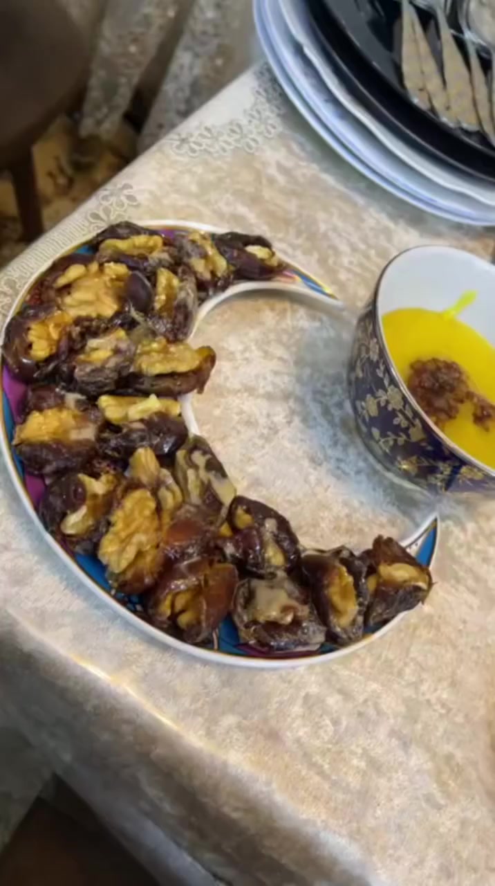 ‏ويا الفطور ماكو اطيب من المسگوف 🐟❤️ 
‏اتصلو ع الارقام ، ومتواجدين من 7 ص الى 1 بعد منتصف الليل  
‏*********** 📲
‏*********** 📲
‏*********** 📲 
‏العنوان / السيدية - شارع العلوة - مجاور الضريبة .
