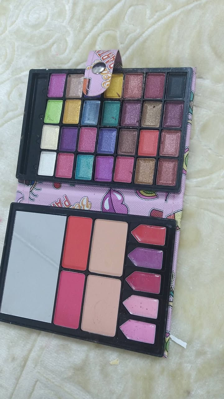 اي قطعه داخل هذا المنشور ب1000 فقط 💚 
استغلو العروض واستفادو 💚  مكاني بغداد البنوك فقط خدمة توصيل داخل بغداد 💚 4000 جميع مناطق بغداد 💚  تابعوني الحجز على خاص


**إذا كنت صاحب هذا الإعلان وتريد حذفه لأي سبب، رجاءا أرسل رسالة إلى الدعم الفني**