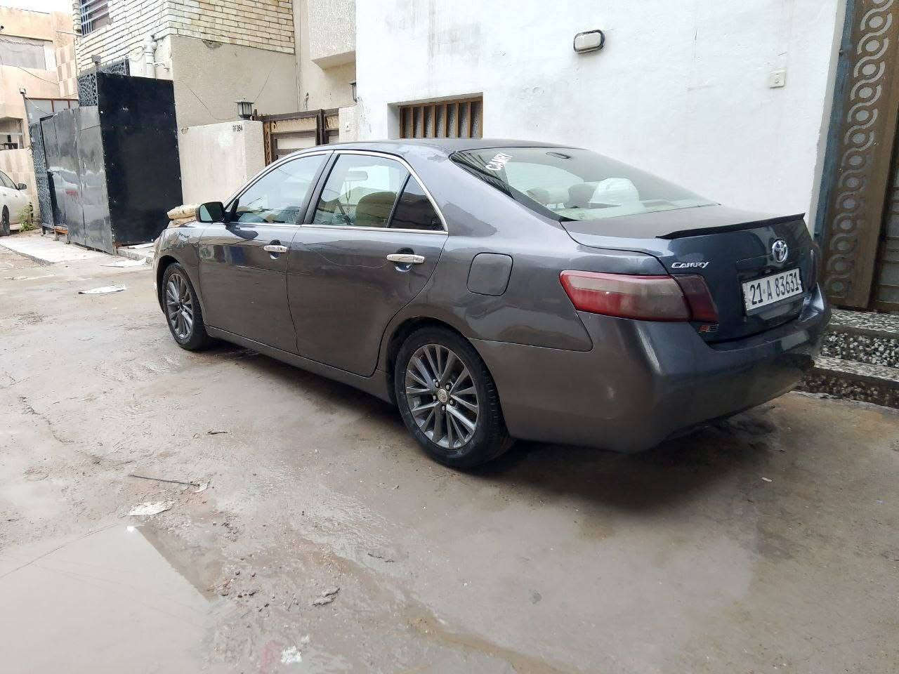 سلام عليكم كامري 2007 وارد امريكي حادث جاملغ وبنيد بدون دواخل محرك 2400  رقم سليمانيه 
سعر 75 وبيها مجال *********** مكان بغداد الحرية
