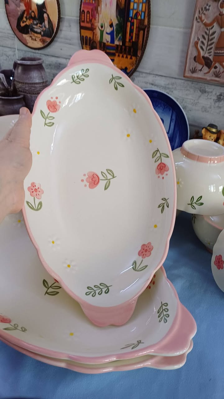 💯 سيت بوهيمي قمممة بالنزاكة والرقي،🌸 كل الورد والنقش بارز 
٣ ابلام قياس ٣٤ سم 
القطعة ب٦٠٠٠
٦ صحون كبار عميقة تنفع مركة او تمن  ب١٣ الف 
٣ كاسات مركة القطعة ب١٥٠٠
١ كاسة زلاطة او شوربة ب١٠٠٠
للحجز المراسلة على الخاص 
توصيل جميع محافظات العراق 
@إشارة


**إذا كنت صاحب هذا الإعلان وتريد حذفه لأي سبب، رجاءا أرسل رسالة إلى الدعم الفني**