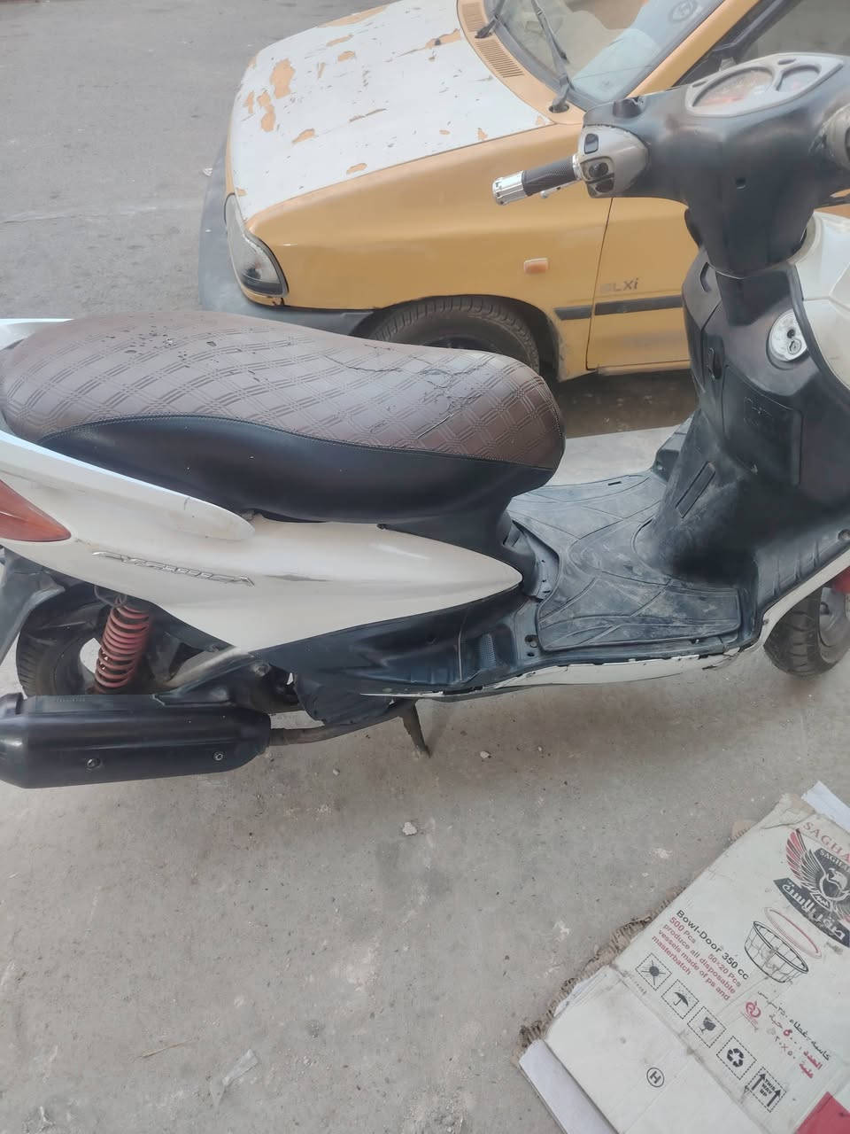 سلام عليكم
دراجه سكنس نثيه ياباني كابريتر مداجه مبدله دشبول 140 بيها مشكله بالملف و هابط الباتري و الباتري جديد بس شغاله هندر رايدها ب300 و بيها مجال للاستفسار ***********
