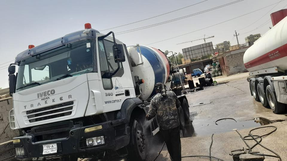 افيكو 2005 شكل 2007
سياره نظيفه وجاهزه 
جدر 10 متر 
السعر 260 مكانه كربلاء 
‭0773 382 7380‬
