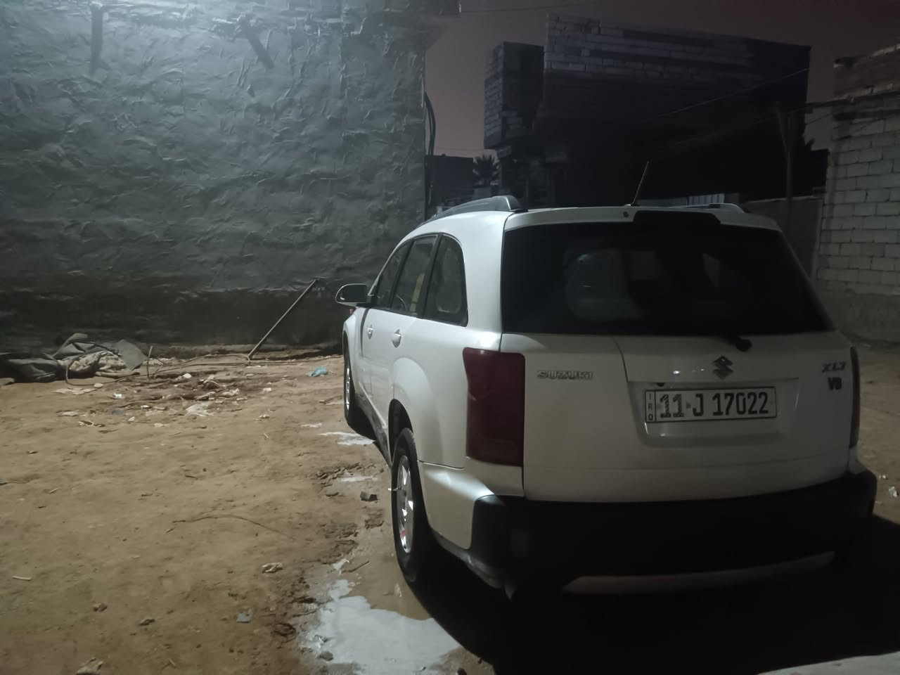 سلا عليكم للبيع سازوكي xl7 موديل 2007 سياره جاهزه محرك كير منضومه زينون تبريد تدفئة شاشه دشمه جلد بئسمي رقم دولي بغداد سعر 75وبيها مجال *********** مكان كربلاء المقدسة
