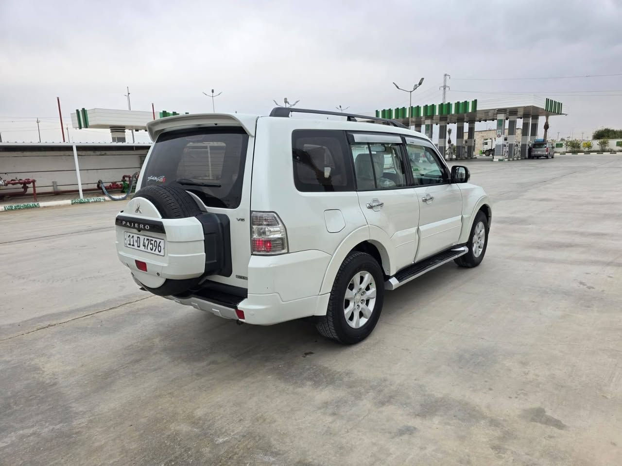 ميتسوبيشي باجيرو 2009 خليجي (الشكل الجديد)
حبتور فول 1/1
فتحه بلقماره
شاشه وكامرا وحساس
كشنات جلد كهربائي
فور ويل
حاكيه
تحكم ستيرن جهتين
مري شفط
اشاير ع المري
تبريد بيانو
7 راكب
3 قطع تبريد
لايت زنون
مكينه وكير وحداديه بحاله ممتازه جدا
رقم بغداد انكليزي باسمي
سنويه وهزه جديده
مشروع وطني
مكفوله بيهه قطعتين صبغ اثر اشخوط

العنوان: واسط 
السعر: 🟧 122   ***********
***********
