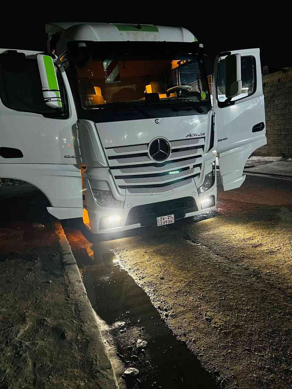 سلام عليكم وحش2016
سياره كفاله عامه
دبل منامي دبل تانكي كاز
كامره حساس
هاف تلاث طكات
سياره بعدي كاتي
سياره مبرمجه كامله ملغي دبلي بدل دهن بعده ما ماشي عليه
***********
