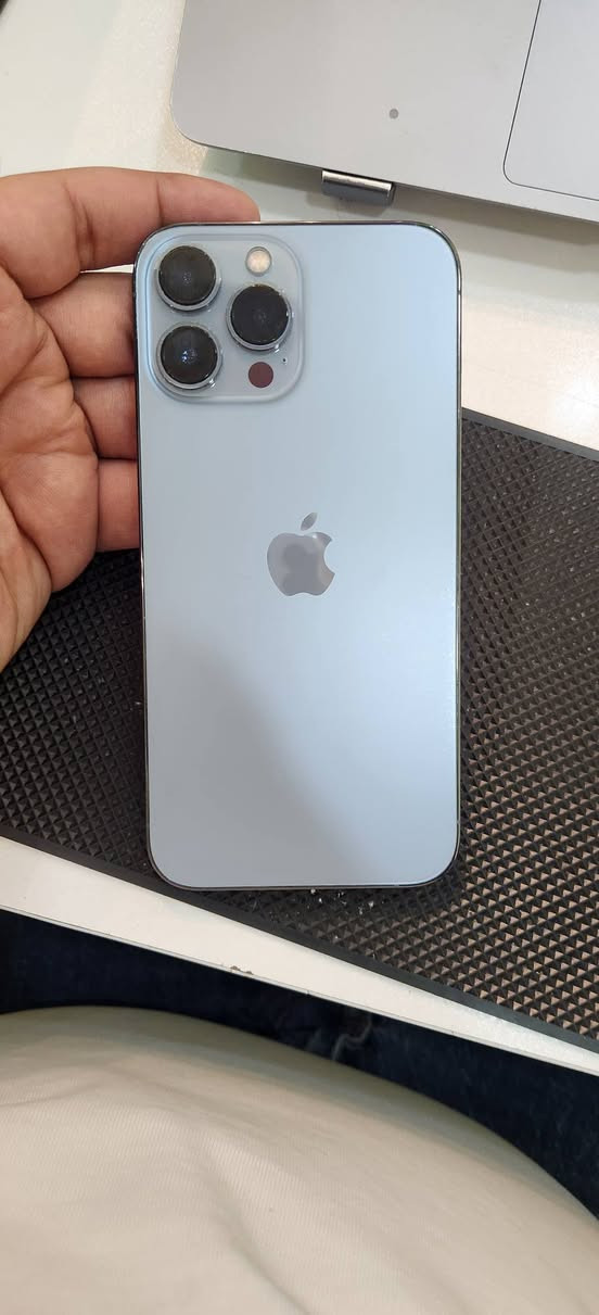 13 pro max
256 GB
بطارية 81%
الجهاز  بي مشكلة بل سيمكار يحتاج تبديل أيسي  
الجهاز شاصي + شاشة نضافتهن 99%
السعر :575
الرقم :***********
