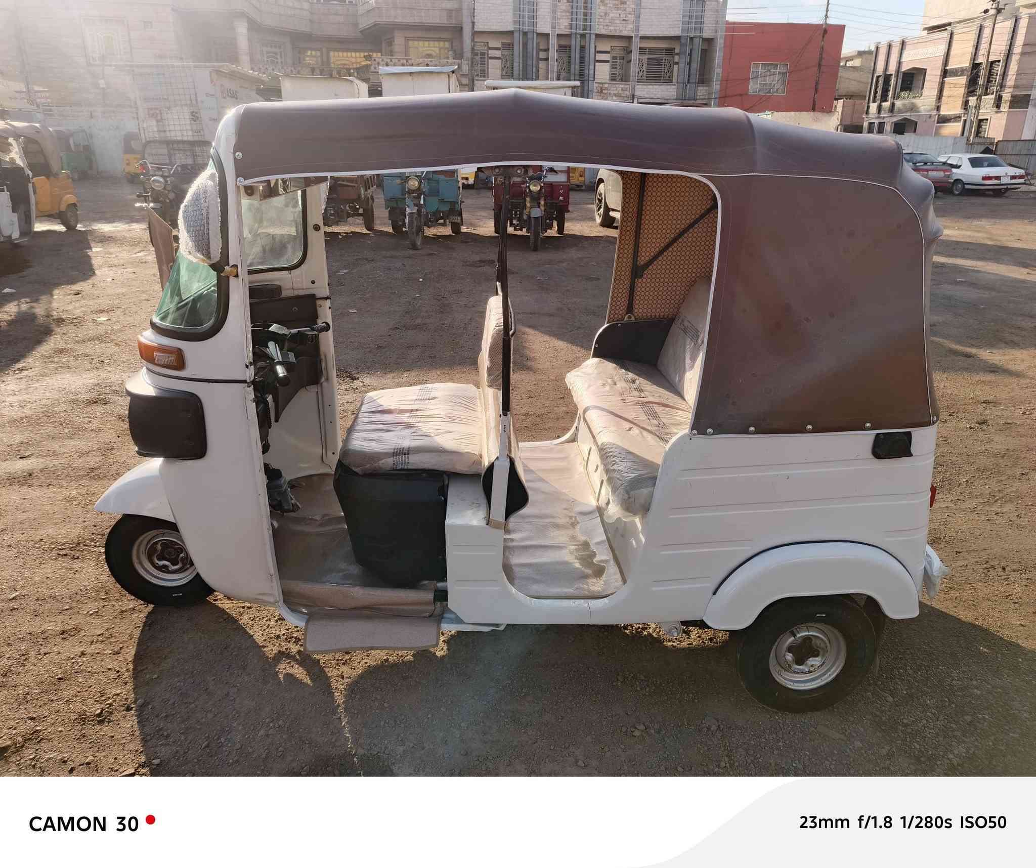 سلام عليكم
تكتك 20 رقم انكليزي بسمي تحويل ثاني يوم مكينه تجفيت شركة بعده عل سحك كشر الغود معمره ودوسات معمره تكتك ما ناقصه شي خير من الله سعر 6500 وبيه مجال رقمي *********** ما متواجد فيس المو شراي لا يعلق ولا يخابر عليه ابو فاضل
