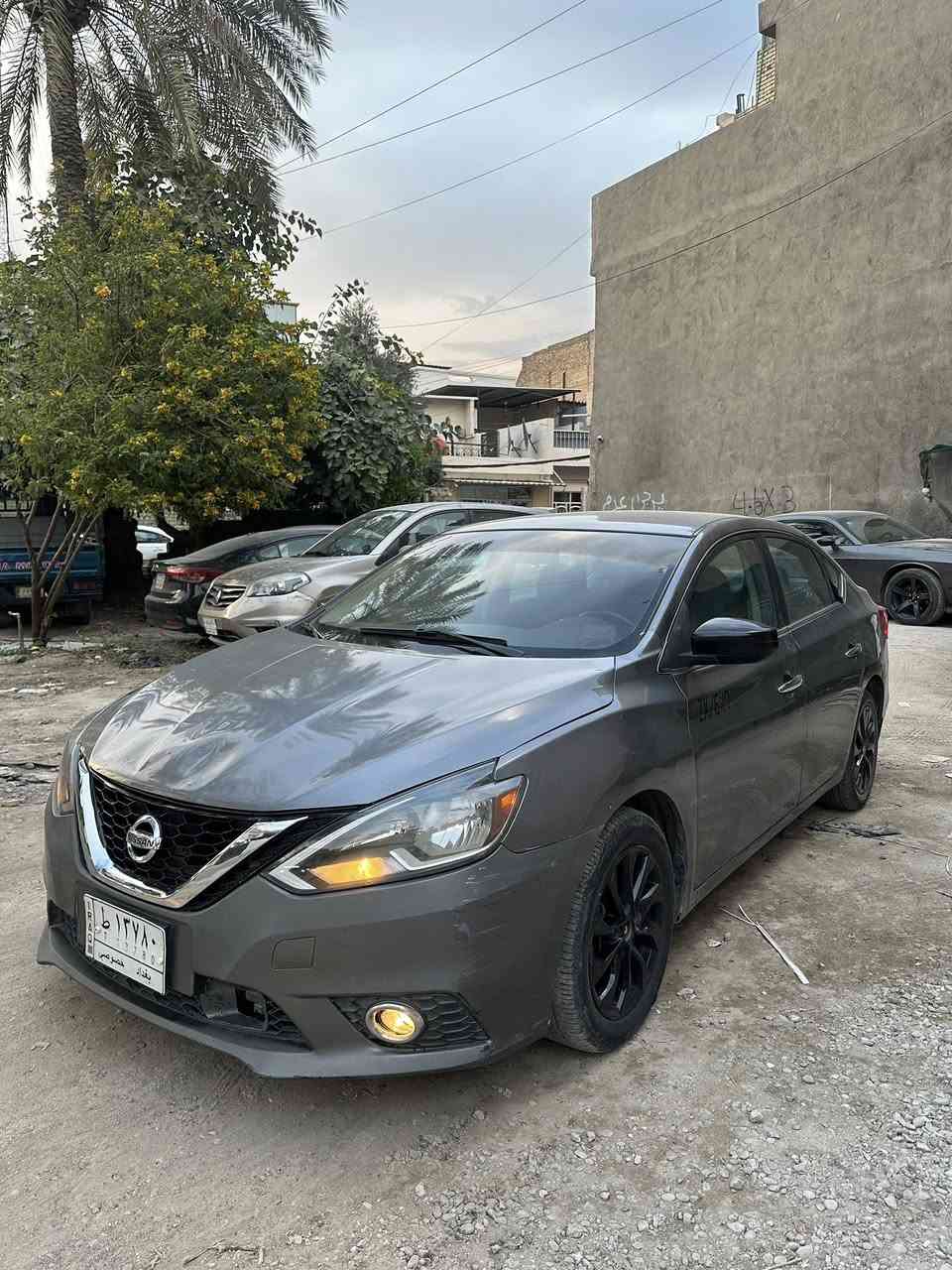 السلام عليكم
نيسان سنترا 
موديل 2018 
مواصفات S 
شاشه وكامره وحساس ورادار 
تخم تاير وباتري جديد 
كير ومحرك بحاله جيده جدا 
الصدر تعبان نص عمر 
حادثها جاملغ وبنيد وشويه باب السايق 
مكانها بغداد الاعظميه 
سعرها 95 ورقه وبي مجال للشراي 
للاستفسار :***********
