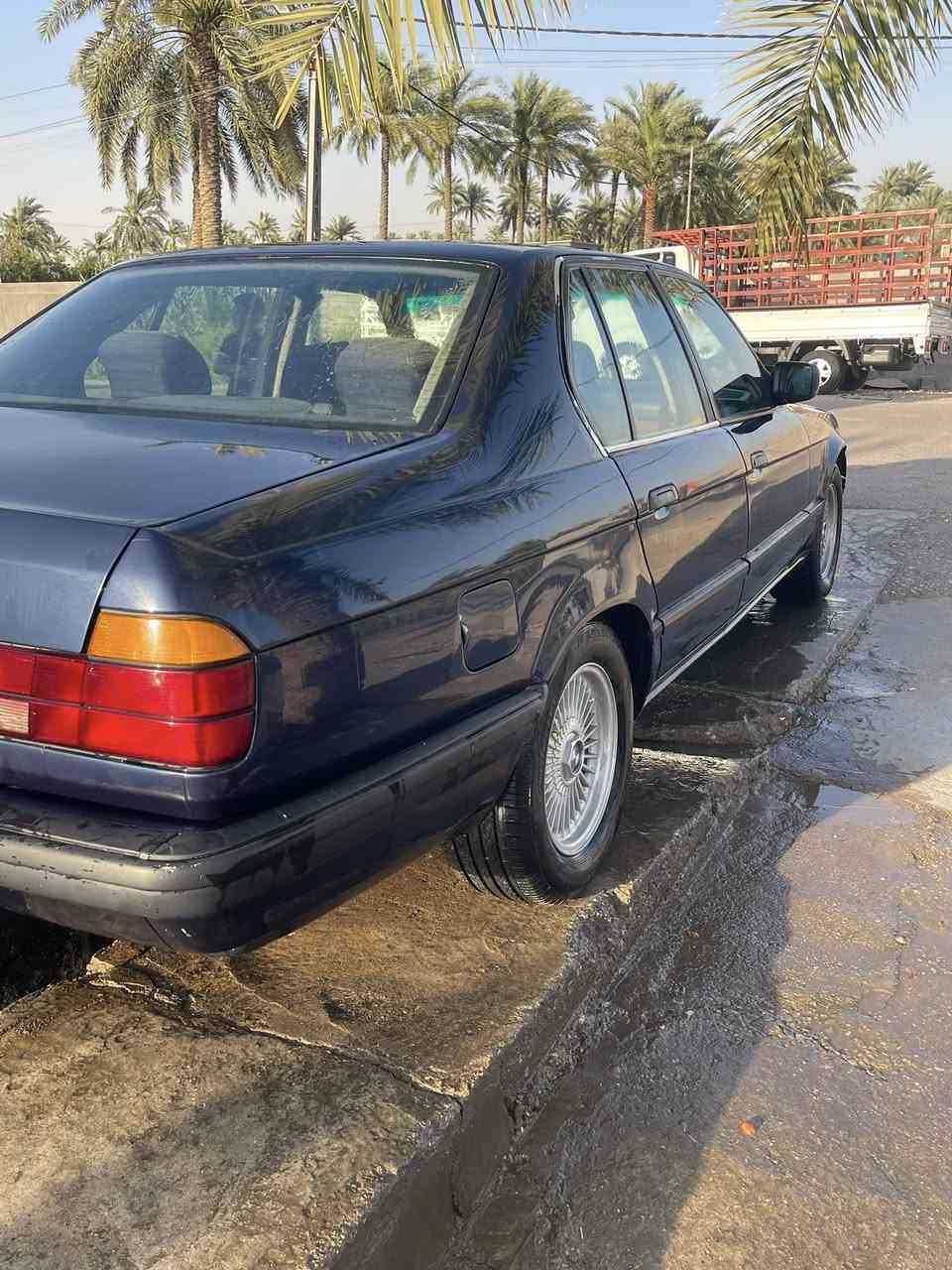 السلام عليكم
سيارة BMW/735
موديل 1989
سياره جاهزه 
كير مكينه 
حداديه ٧٥٪؜
فتحه 
رقم جديد تحويل مباشر
تبريد فول 
سياره شلعه ومعدل خير من الله 
العنوان/واسط الصويرة
السعر 55$ 
وبيهه مجال

الاستفسار
التواصل
***********

