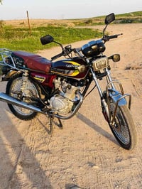 موطور للبيع مودي2024 محرك ما مفتوح بي منفيس السعر 600 وبي مجال 0778308...