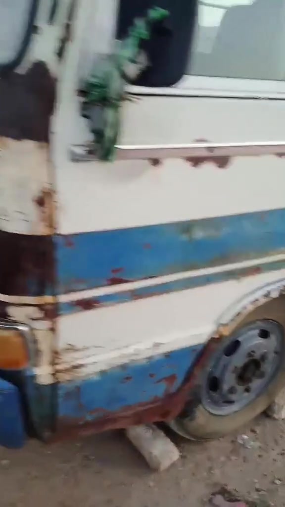سلام عليكم كوستر كصيف لبيع سياره جاهزه وخير من الله مكينه لا تنقيص ولا تبخير تخم تاير جوه المكان سماوه السعر 2500 وبيه مجال لشراي الستفسار انتصل وحياكم الله ***********و

