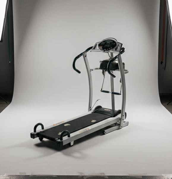 السلام عليكم يوجد جهاز جري حركته ميكانيكيه مع هزاز وتمارين معده  وفيه عدادات وقياس نبضات القلب وسرعه الجهد 
 علما ان الجهاز مستخدم اربع مرات فقط جديد جدا


**إذا كنت صاحب هذا الإعلان وتريد حذفه لأي سبب، رجاءا أرسل رسالة إلى الدعم الفني**