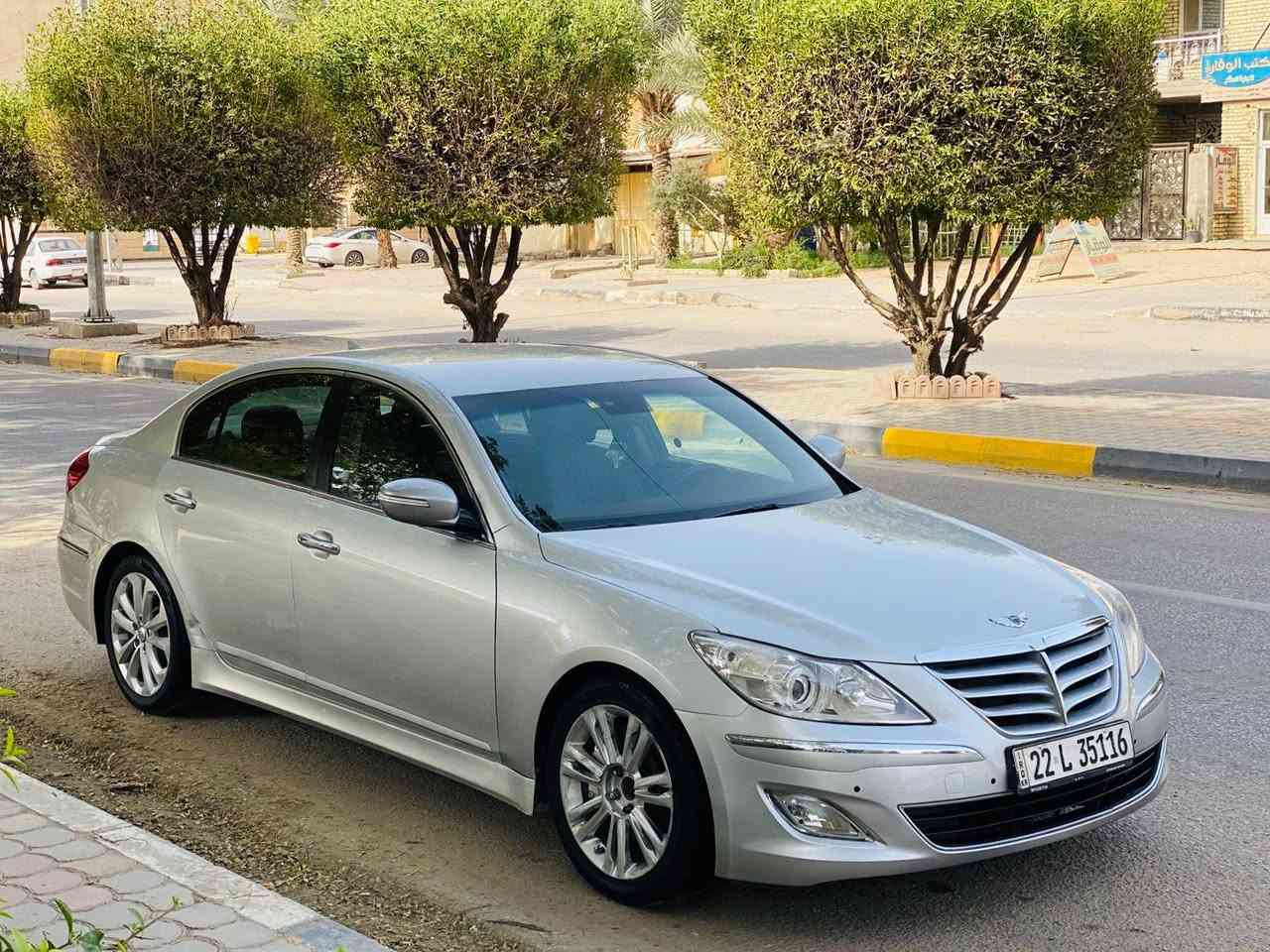 جنيزز مديل 2013امريكي حادثه جاملغ وبنيد بدون داخل باقي السياره مكفوله من الضربه والصبغ سياره جديده وجاهزه حداديه تخم تاير محرك وكير مكفولات محرك 6سلندر مواصفات شاشه كامره تحكم استيرن بصمه تشقيل بصمه ابواب داخل بيجي كشنات جلد وكهربائي مري شفط رقم أربيل دولي السعر 108مع مجال للأستفسار ***********مكان السياره كربلاء( مكلف بالنشر ) كربلاء, العراق
