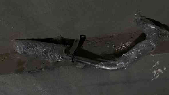 صالنصه سبورت صوت فول شكاكي بيها كاتم وتكدر تشيل الكاتم وهاي مو التجارية ام 25 بالله الأصلية الي امبطنه من جوه ومستخدمه قليل  سعر 35 بيها مجال للتواصل على الرقم ***********
