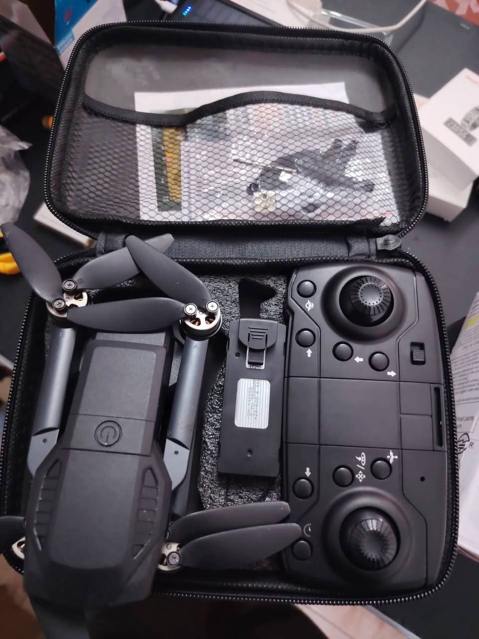 5 قطع درونات للبيع 4 قطع شغلات ومفحوصات وقطعة شغالة بس بالطيران تاخذ على صحفة اليمين شلعة منو يريدهن


**إذا كنت صاحب هذا الإعلان وتريد حذفه لأي سبب، رجاءا أرسل رسالة إلى الدعم الفني**