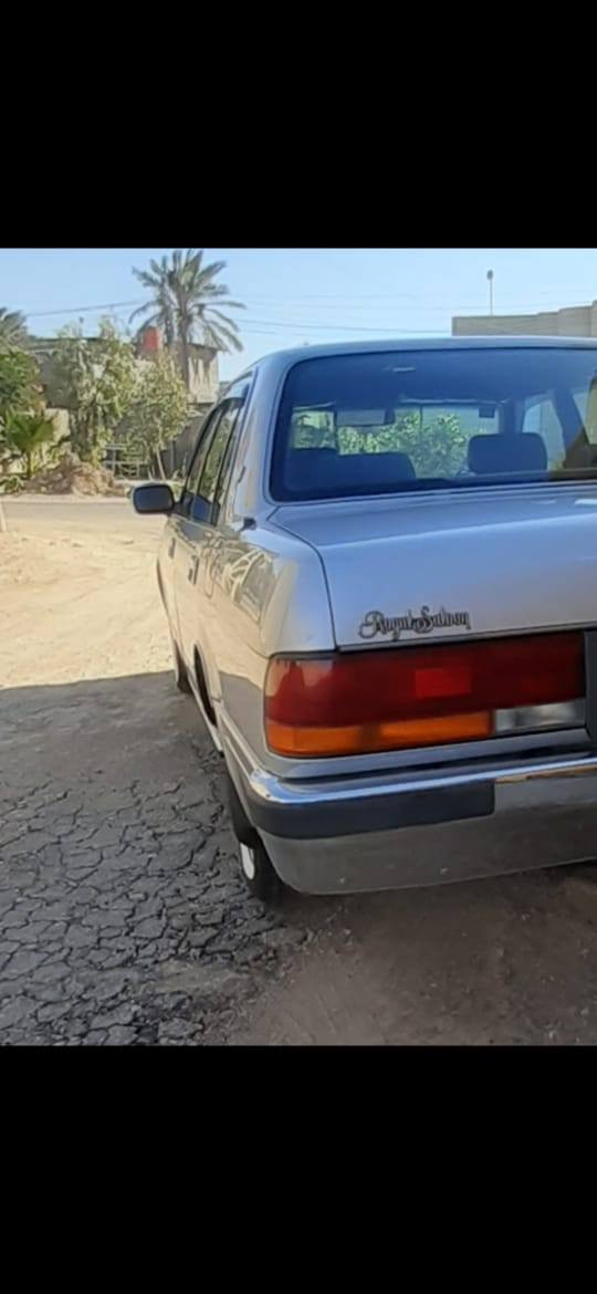 سلام عليكم 
كراون موديل 94 ايسر بلاد 
 سنوية مجددة 2030 رقم انكليزي ديالى السنوية باسمي مداور ثاني يوم السيارة مكفولة من الضربة جاهزة من كل النواحي مكينة جديدة كير جديد حدادية جديدة كهربائيات جديدة باتري جديد تبريد شغال فقط السيارة بيها صبغ للجمالية. السعر 86 وبيها مجال. السيارة موجودة بصرة شط العرب
***********
