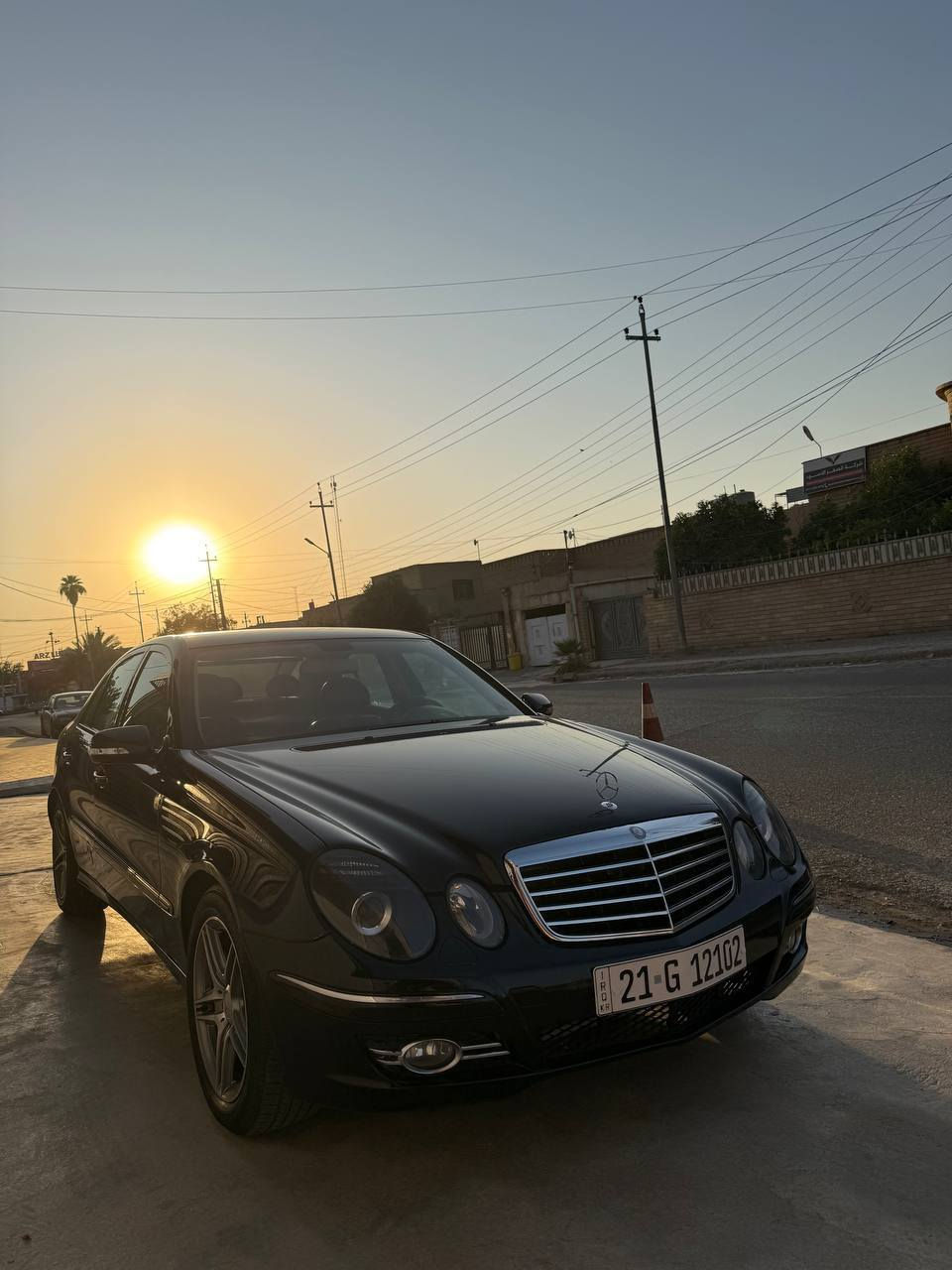 سلام عليكم  مكان سياره كركوك 
مرسيدس 211 موديل 2007 محرك 6V .E350 كلين بدون اي حادث قطعة وحدة صبغ فقط جاملغ امامي اثر شخوط سيارة فول فول دواخل جلد كشنات كهرباء تبريد تدفئة بردة خلفية حساسات امامي خلفي تحكم ستيرن ،،بدون سلايت .صدر حداديه كهربائية كلها بل شرط.رقم سليمانية بسمي سنوية جديدة لحد ٣٠ والسعر ١١٥ وبي مجال للاستفسار ***********
