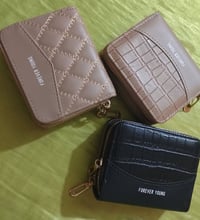 جزدان • بنات • توصيل مجمع وعامرية