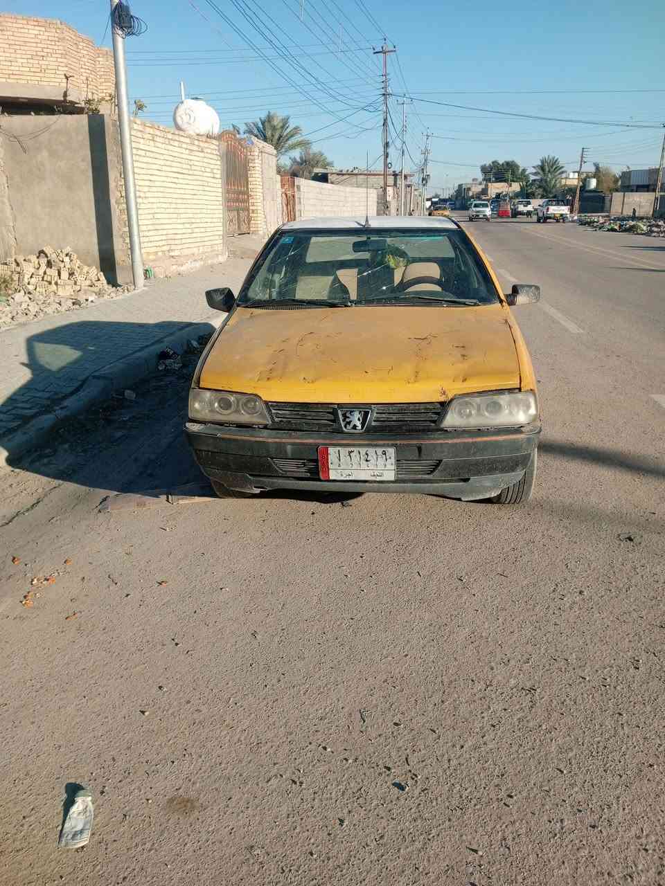 السلام عليكم بيجو موديل 2009سياره كامله مكمله صاحبه موجود بلنجف بس ماندله السنويه نابذه بل2023 سياره حداديه جديده مكينه جديده الكير الثاني فقط يفلت شويه ابيع كومة حديد مرواس عادي (السعر 11)وبيه مجال مكاني بغداد حسينية المعامل ***********
