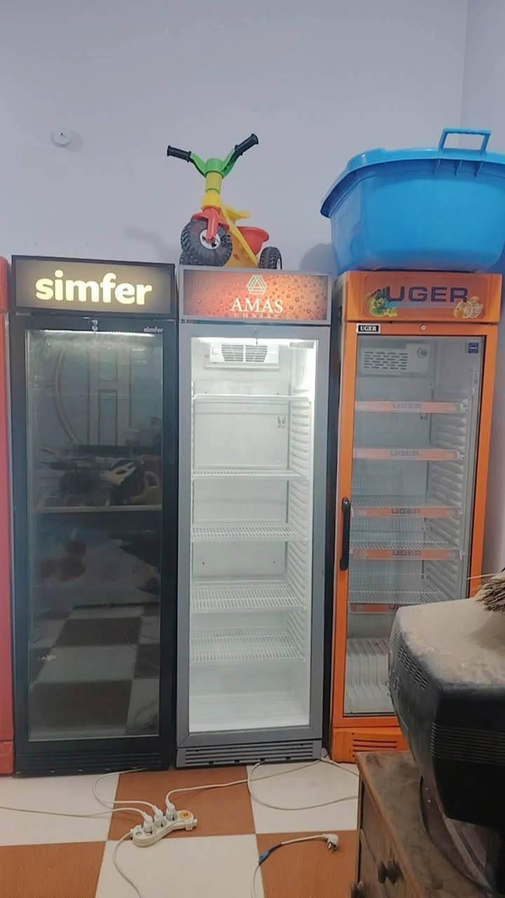 أغراض محل للبيع كوت ***********
