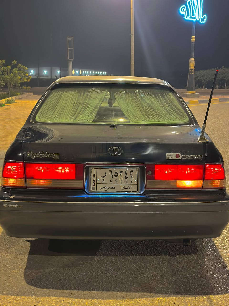 السلام عليكم للبيع مستعجل راس الثور فلات موديل95تبريد قطعتين بجم ابو عيون حداديه وره كدام جديده مكينه  3000فيشتين سستم سماعات شاشه تاب تفاصيل اكثر وتساب***********علمن سياره احله من الصور عنواني حله كفل
