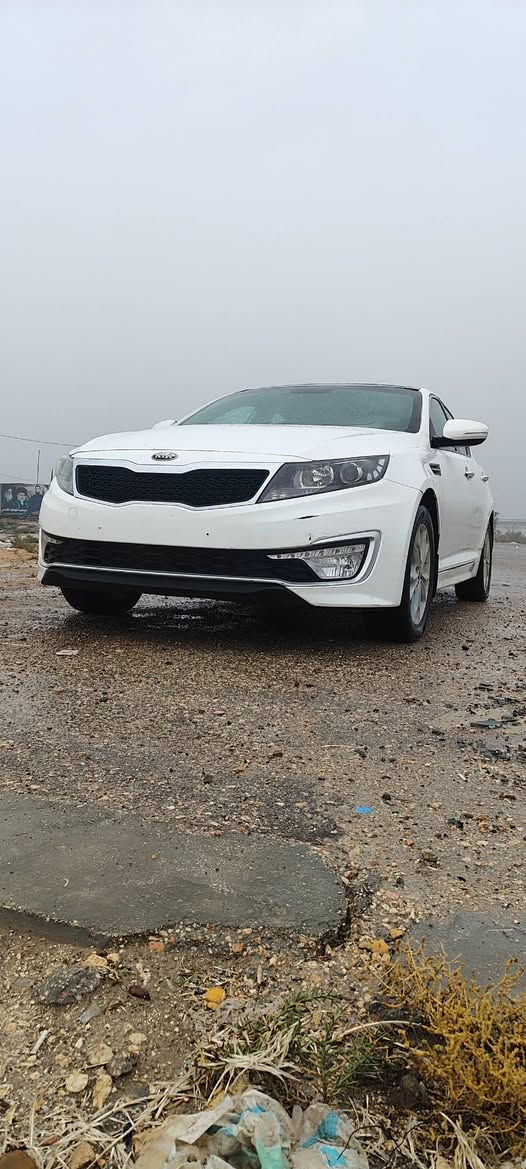 السلام عليكم سيارة اوبتما 2013
بنورما فووول بصمه 

رقم اربيل 

مكينه 

كير 

حداديه

تايراات

مكفول 

ماعده طخه بجملاقات الخلفيه 

ماشيه200

السعر105--

وبيه شويه مجال

رقم الموبيل ***********

لمكان نجف
