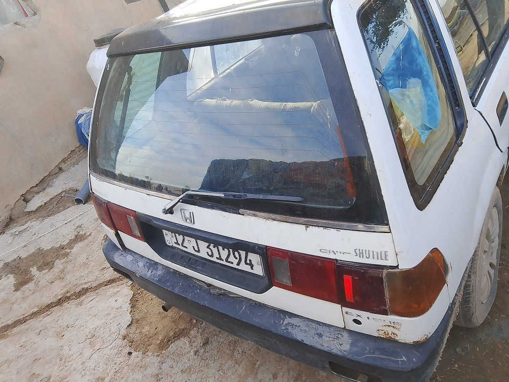 السلام عليكم سيارة هوندا ياباني شرط التحويل إذا ما تاخذ تحويل لا تشتري شرط محرك وگير طخم سنويه عضم عنوان موصل بايبوخت السعر 19 وبيها مجال قليل رقم انگليزي نينوى *********** وأي استفسار اتصل وآني حاضر
