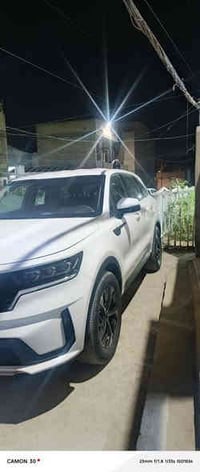 كيا سورنتو موديل 2023 وارد امريكي  بدون ضربه سرقه 4 قطع  ومبدل اصلي ول...