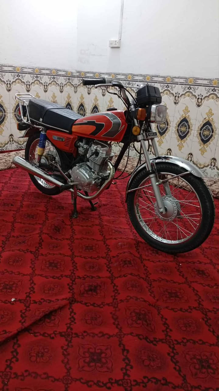 شباب سكنر موديل 25 اوراق خمسه دراجه نفسي بالصوره حلوه نظيفه السعر 550 مكان الكوت شارع النفط ***********📞
