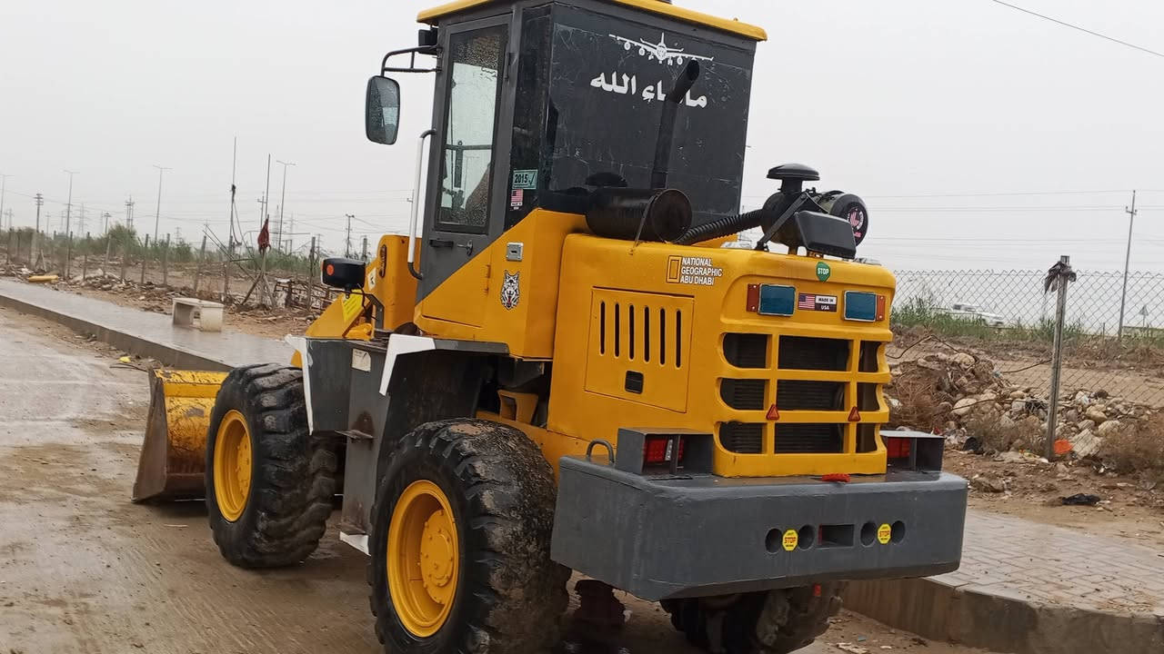 للبيع شفل صيني زت ايل حجم 920رقم ذي قار سنويه جديدة لغايه 2029 يحمل تك ليبر واحد هكير حداديه كهربيات كله جاهزه سعره 90ورقة وبيه مجال مكان ناصريه قلعه سكر مكلف بلنشر ***********
