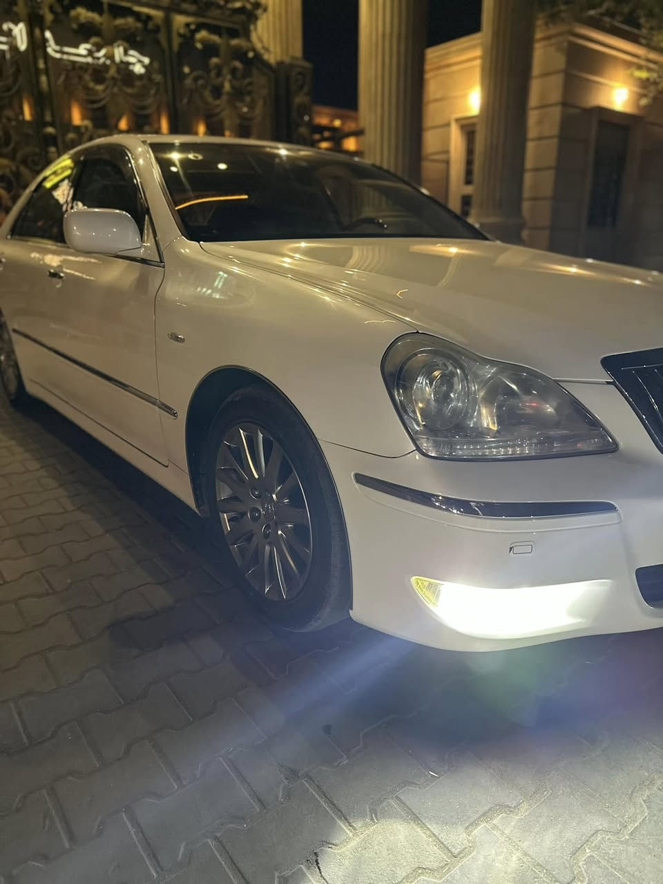 سلام عليكم 
تيوته كراون ماجسته دخول جديد
فول مواصفات ماعده الفتحه حساسات ماميه خلفيه ثلاجه مري شفط بصمات ابواب جنطه شفط داخل جلد اسود ملكي تلث بردات تلث قطع تبريد جوبلسات حداده بعدهي مال شركه سياره جديده كلش الله شاهد ماشيه قلقل كلش سياره (نقل) تحويل ثاني يوم بسمي السياره  سعر (137)
  
عجبتك السياره ومكانيتك متسمح تشلع عيوني وتاخذها ماعجبتك سمعنه كلمه حلوه ***********
