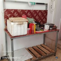 ميز سل ستيل مبطن وزن ثقيل وميز مطبخ  جبير  وياهن واحد صغير مامصوره همي...